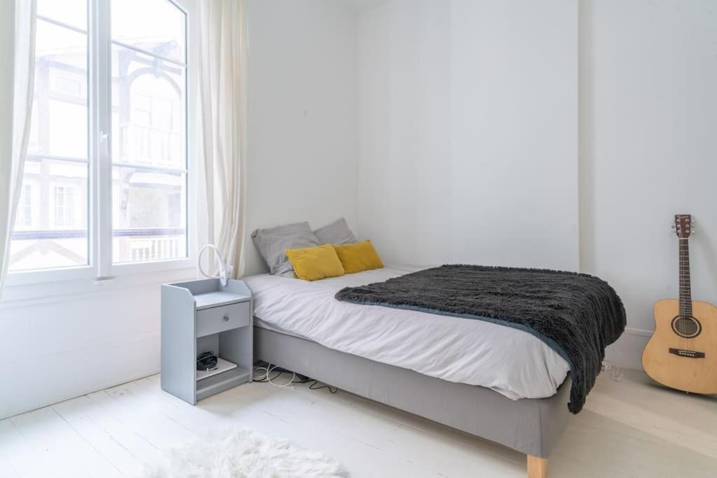 Appartamento Grand Duplex Montmartre Parigi Esterno foto